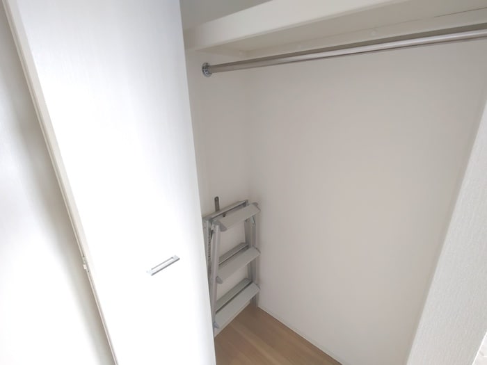 収納 セレニテ江坂グランデ