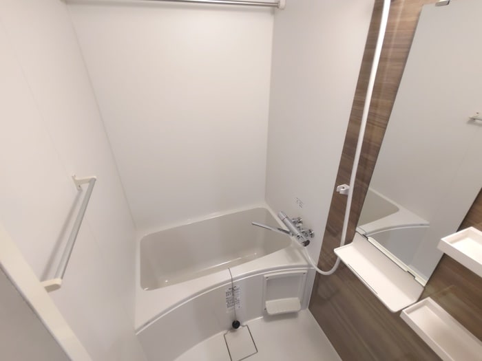 バス／シャワールーム等 セレニテ江坂グランデ