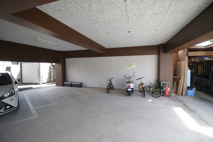 駐輪場 ドリーム寺池