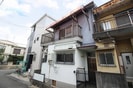 服部南町4丁目貸家の外観