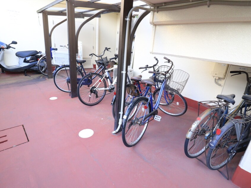 駐輪場 SHALOM HIRANO