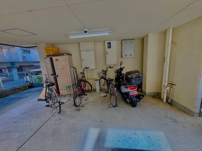 駐輪場 エクラ平野