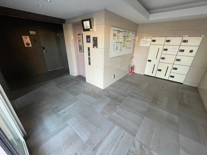 エントランス部分 コテージ千秀守山２番館