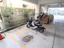 バイク置き場 レジデンス老松