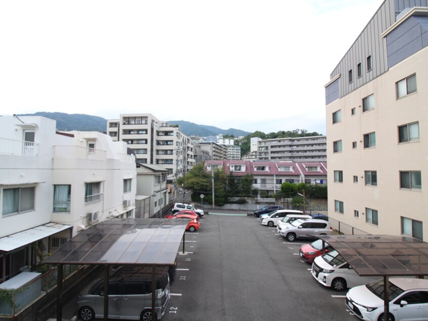 室内からの展望 レジデンス老松