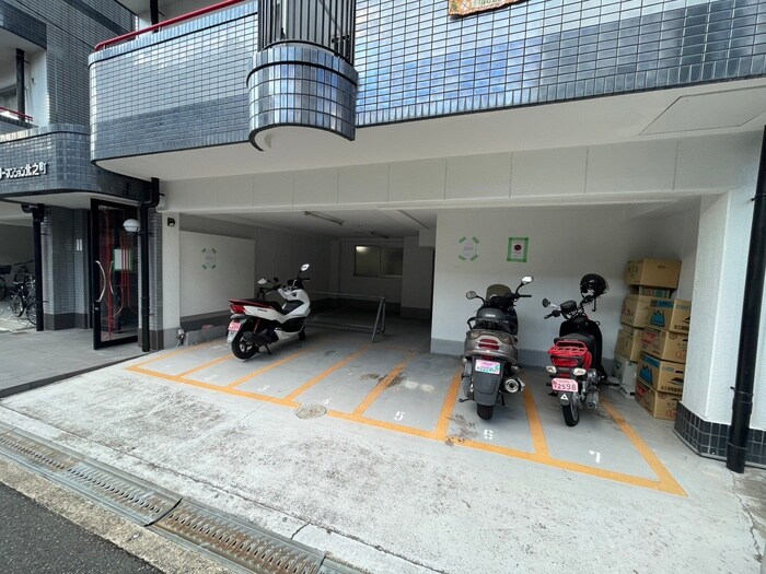 バイク置き場 ﾛｰﾀﾘｰﾏﾝｼｮﾝ香里北之町