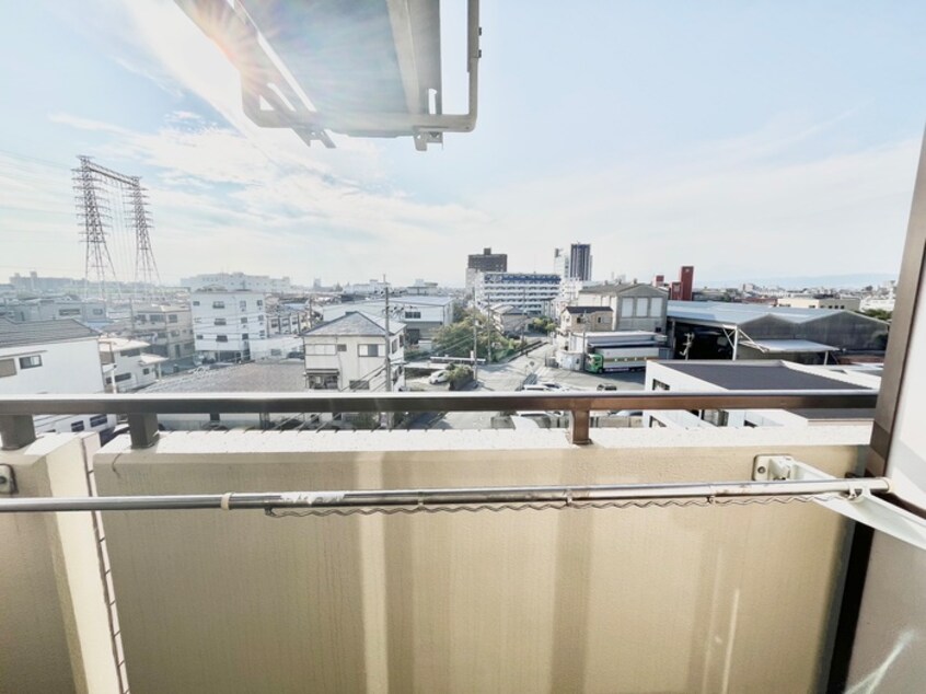 室内からの展望 メゾンエイコ－寝屋川Ａ棟