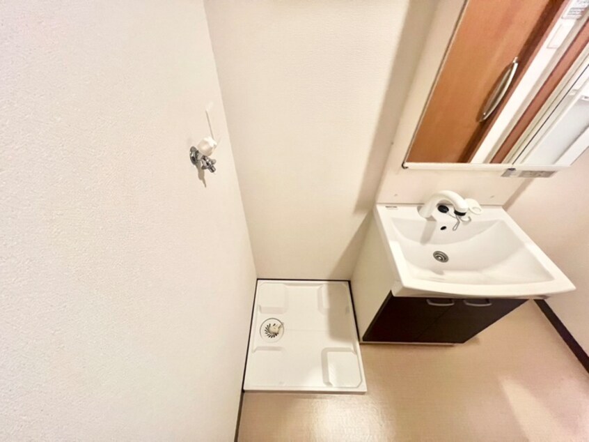 洗濯機置場 コテ－ジ千秀守山