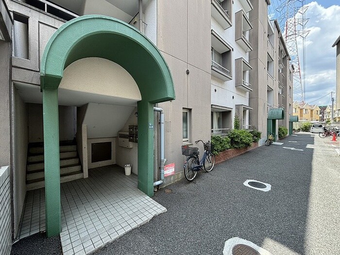 エントランス部分 シティライフ廻戸