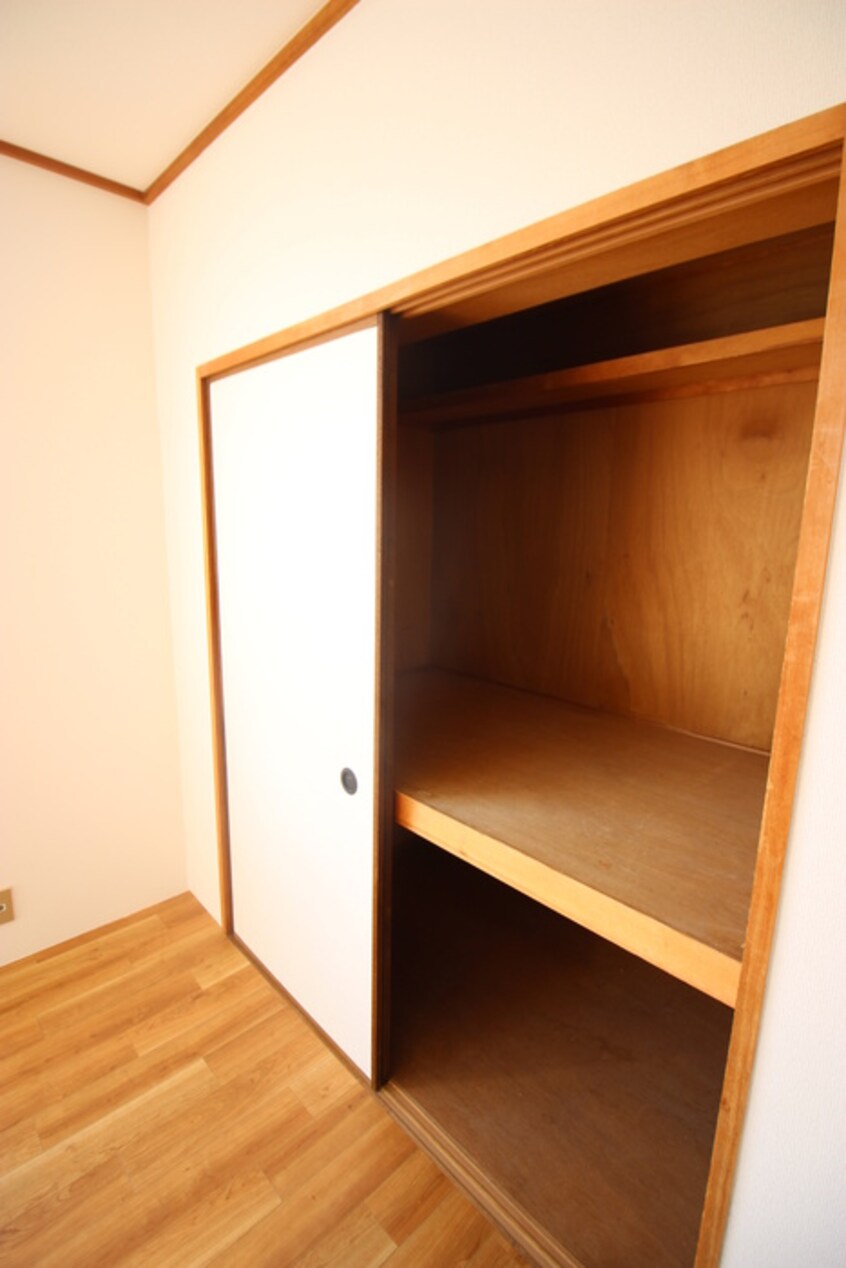 収納 シティライフ廻戸