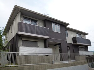 シャ－メゾン燦燦川西Ｂ