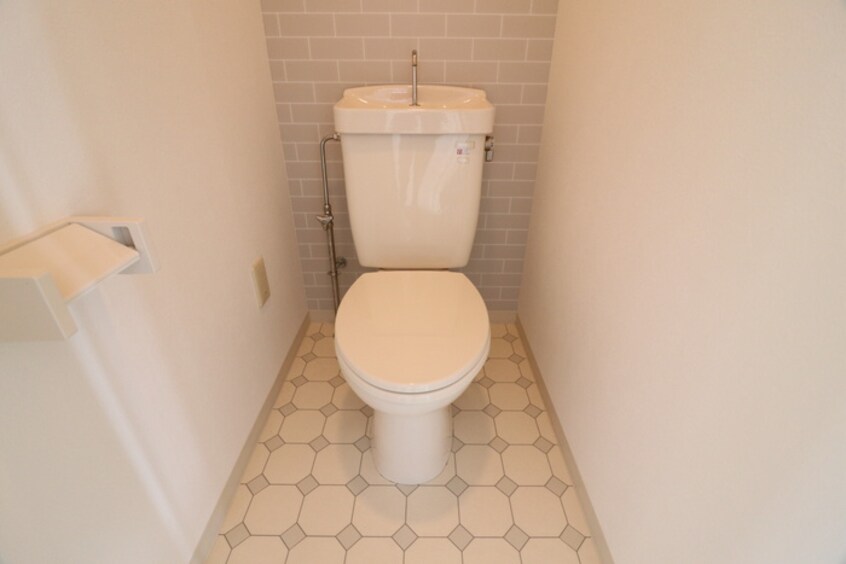 トイレ ネオ・デンクマ－ル１号館