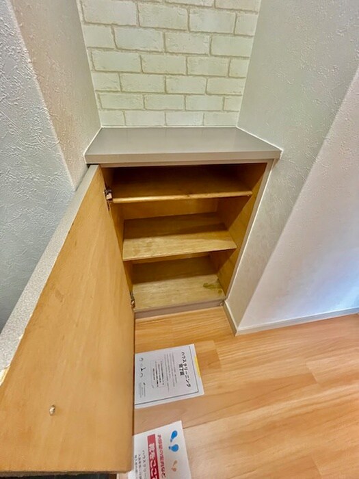 靴箱 ｺｽﾓﾚｼﾞﾃﾞﾝｽ蒲生