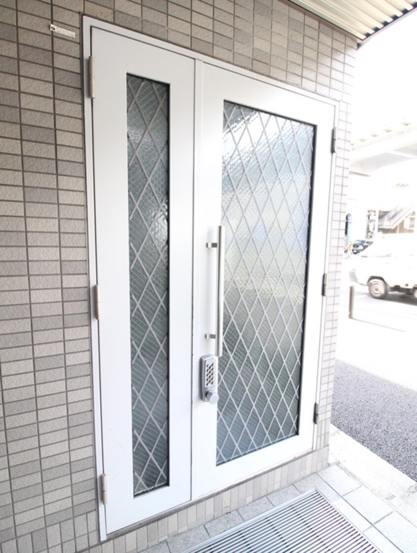 エントランス部分 ミナレット八条