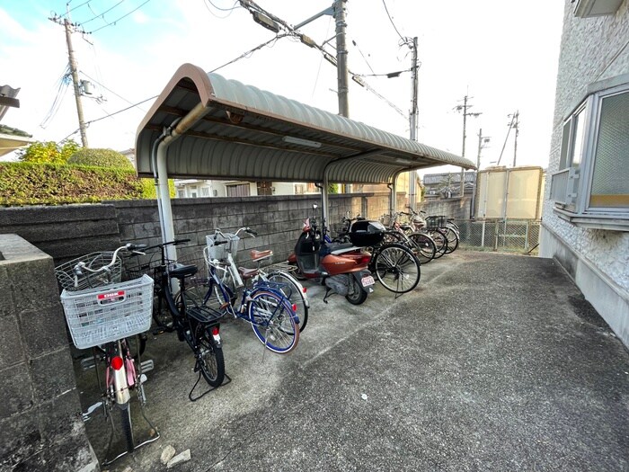 駐輪場 第二西川マンション