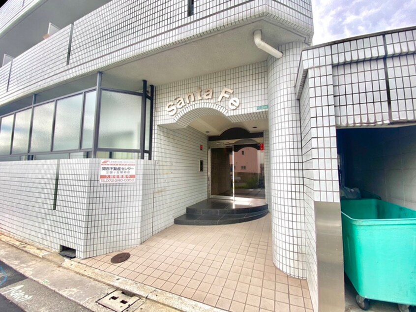 エントランス部分 サンタフェ