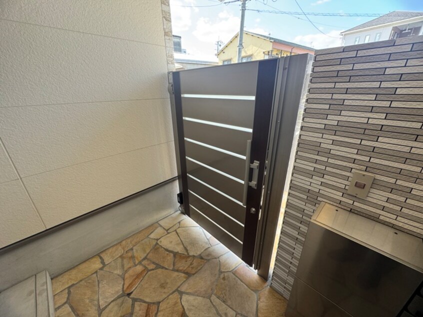 エントランス部分 サングリーンパレス