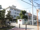 松原市立松原中学校(中学校/中等教育学校)まで10m 高敷貸家（西）