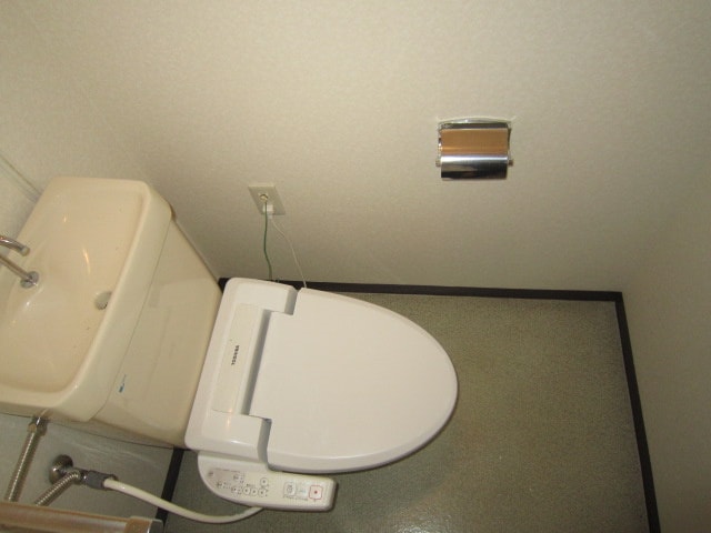 トイレ グランドムール平野