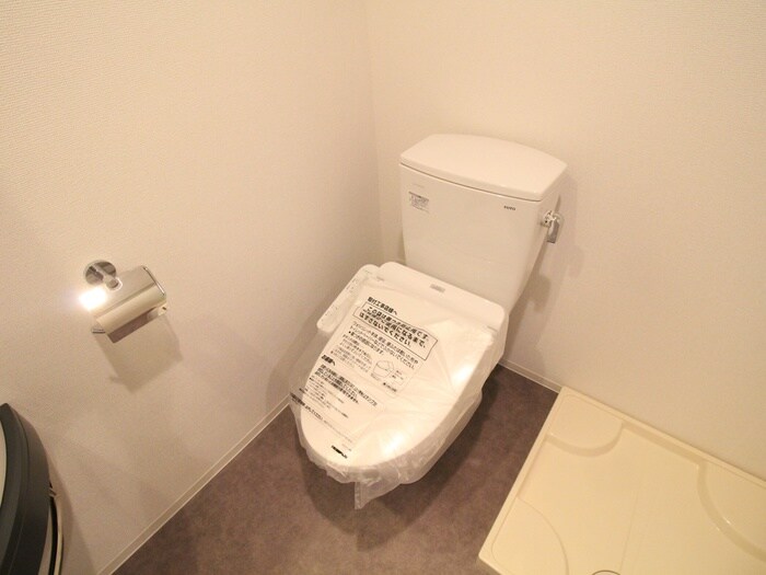トイレ セレニテ神戸元町クレア