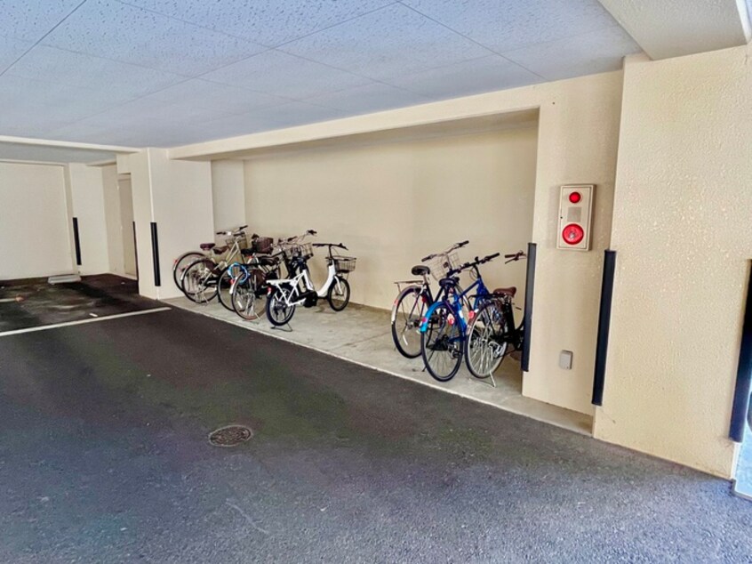 駐輪場 コ－プ美山Ⅱ