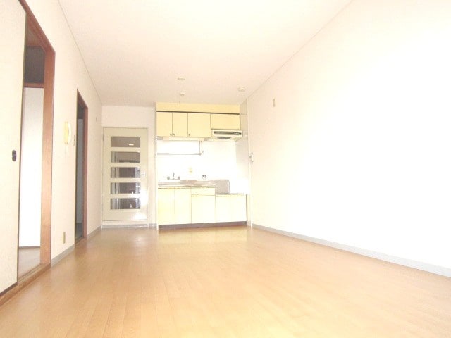 居室 エクセレント西平野