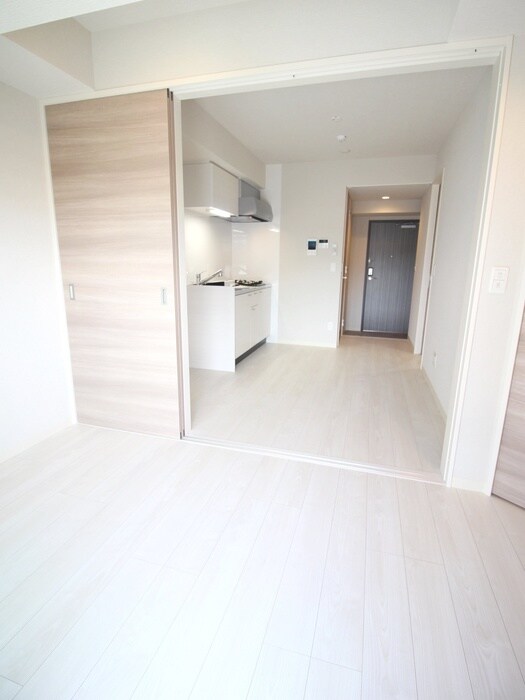 居室 ILE RICHE NISHINAKAJIMA