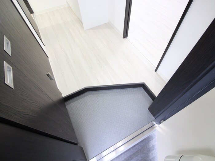 玄関 エクセル服部