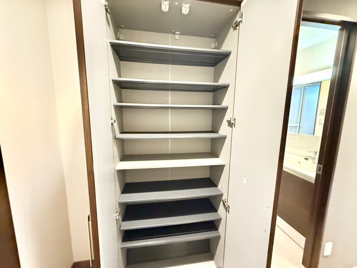 室内からの展望 レオンズビル