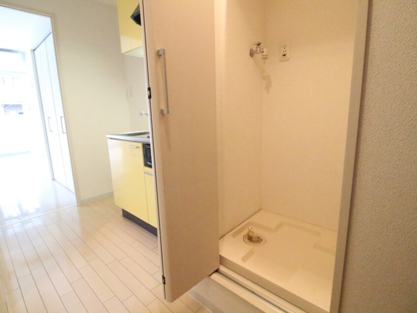 洗濯機置場 クレイドル西田辺