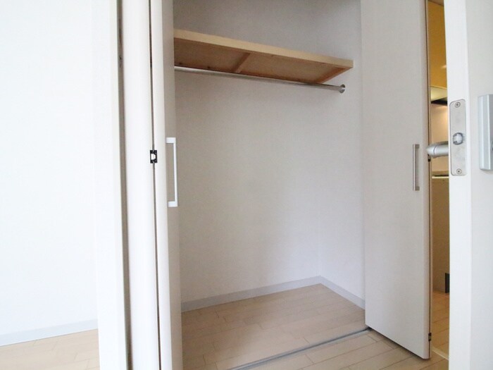 収納 クレイドル西田辺