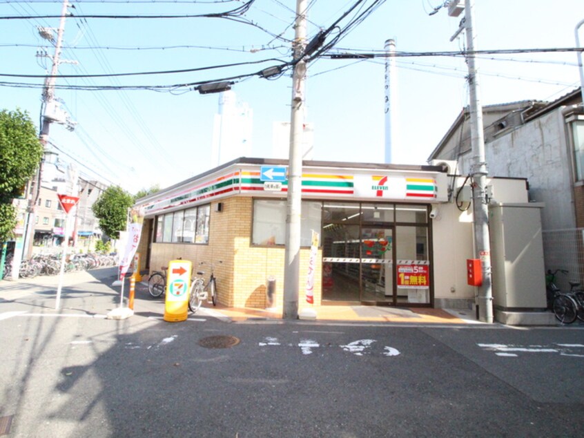 セブンイレブン(コンビニ)まで300m クレイドル西田辺