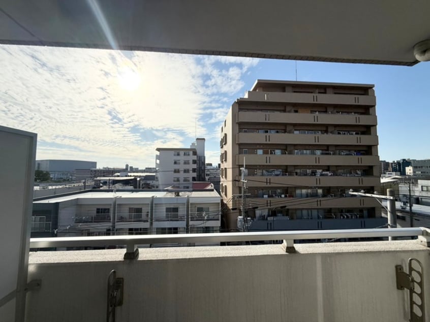 室内からの展望 ビスタ江坂東