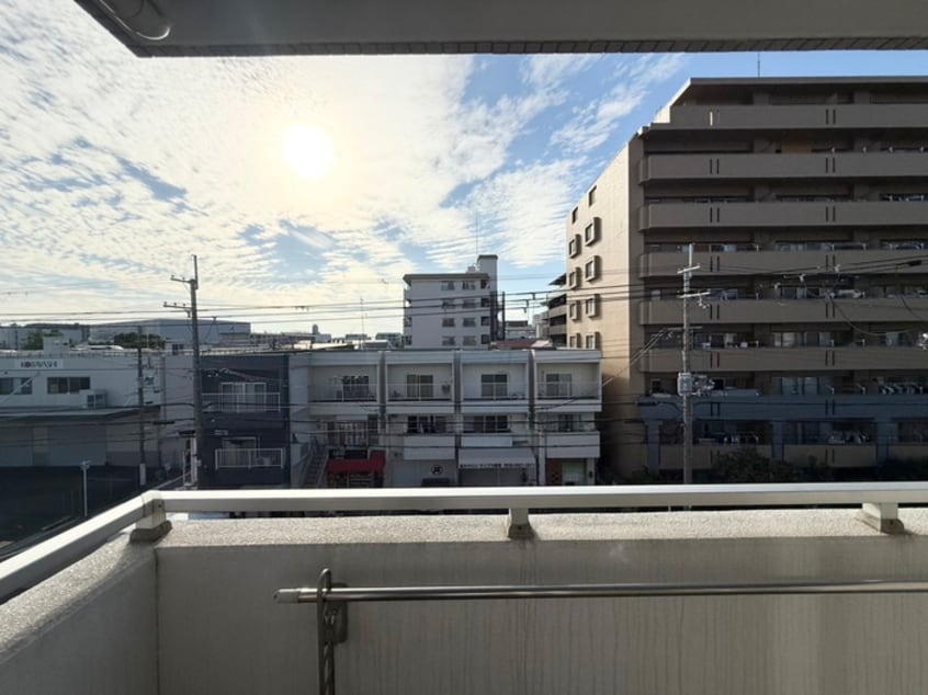 室内からの展望 ビスタ江坂東