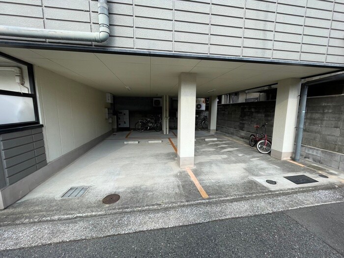 駐車場 赤畑ハイツ