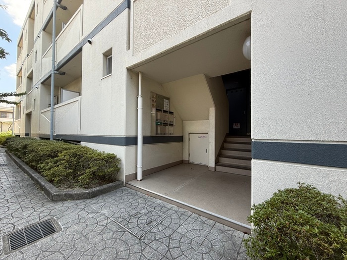 エントランス部分 ハイム葵