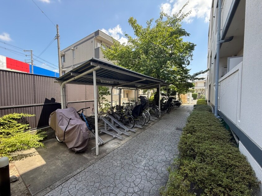 駐輪場 ハイム葵