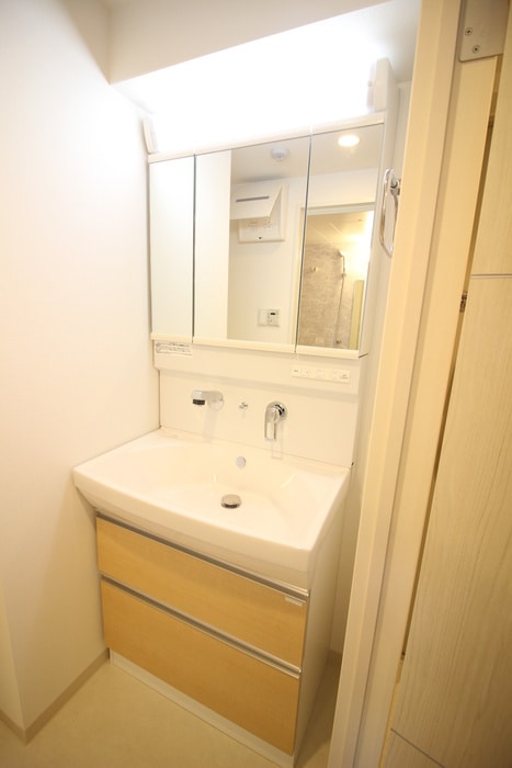 洗面 ラ・ビィNAKAZEN