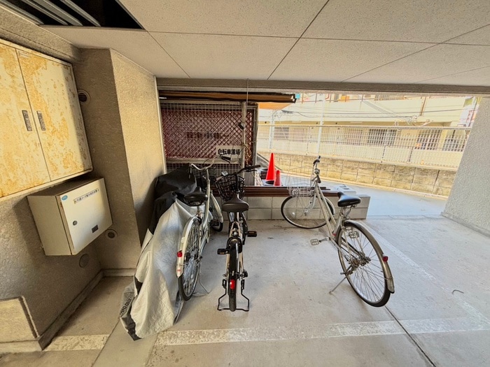 駐輪場 宮ノ前ハイツ