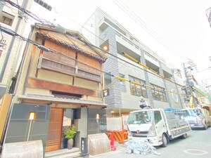 とけいや館　北野坂