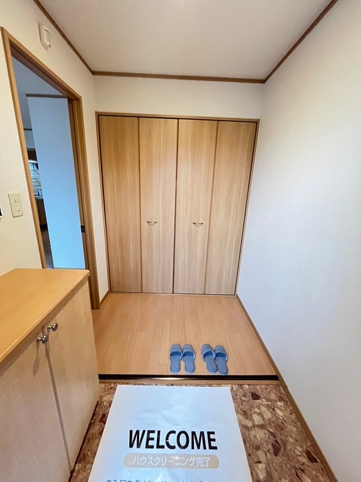 玄関 クレール琴山Ｅ棟