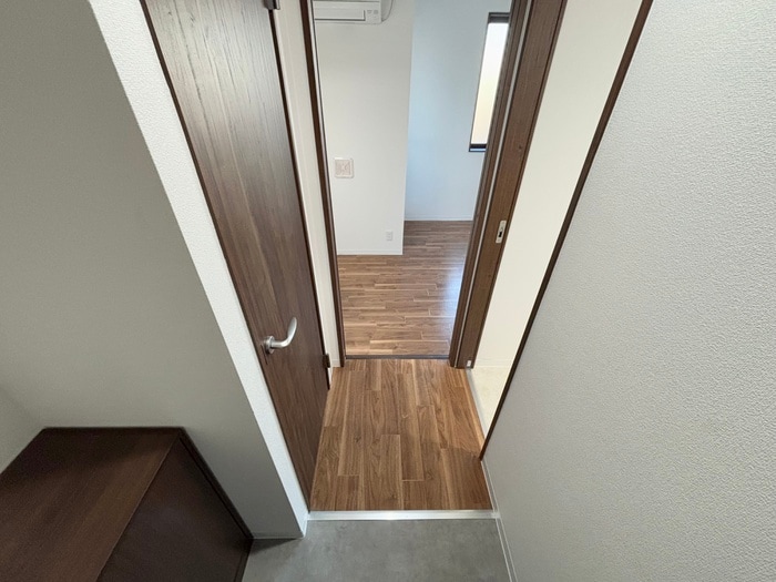 廊下 ラフマート今津