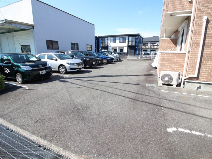駐車場 フロラシオン大橋