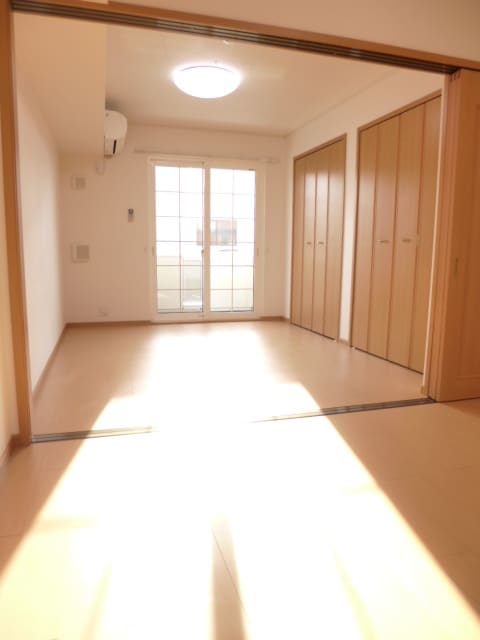 居室 フロラシオン大橋