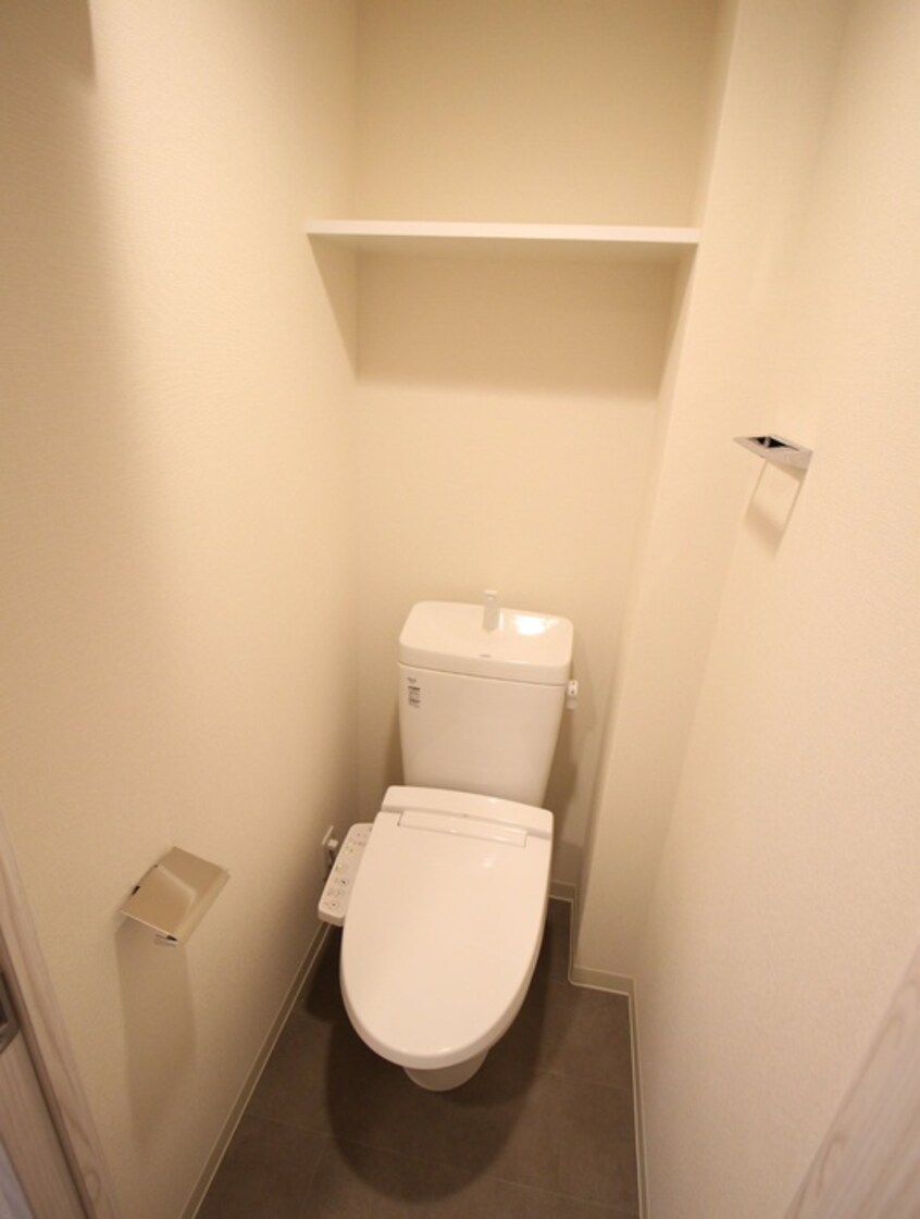 トイレ ﾌﾟﾚｻﾝｽ上町台筆ヶ崎NORTH(204)