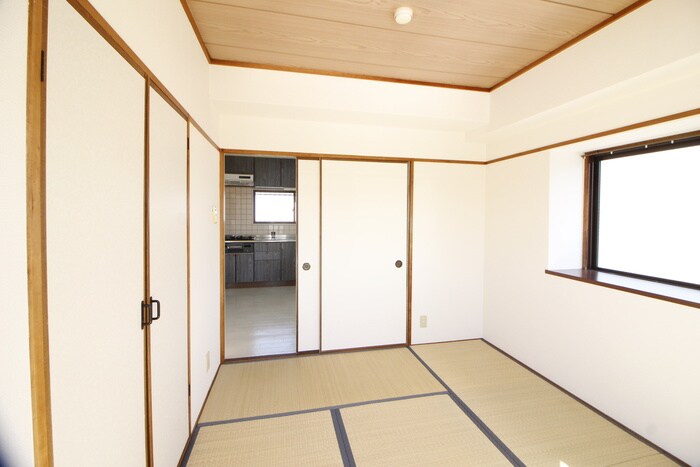 居室 エステ－ト野崎