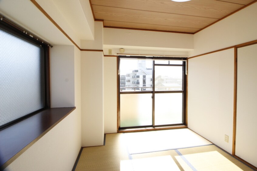 居室 エステ－ト野崎