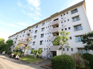 箕面粟生第二住宅9号棟(506)