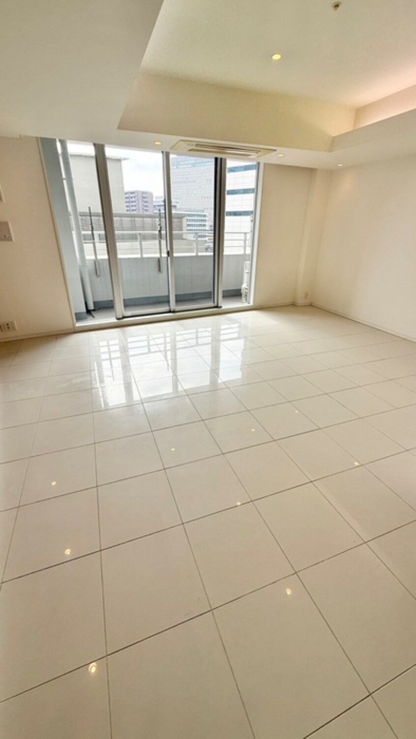 居室 ｻﾞ ﾀﾜ- ｵｵｻｶﾚｼﾞﾃﾞﾝｽ