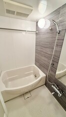 バス／シャワールーム等 ｻﾞ ﾀﾜ- ｵｵｻｶﾚｼﾞﾃﾞﾝｽ